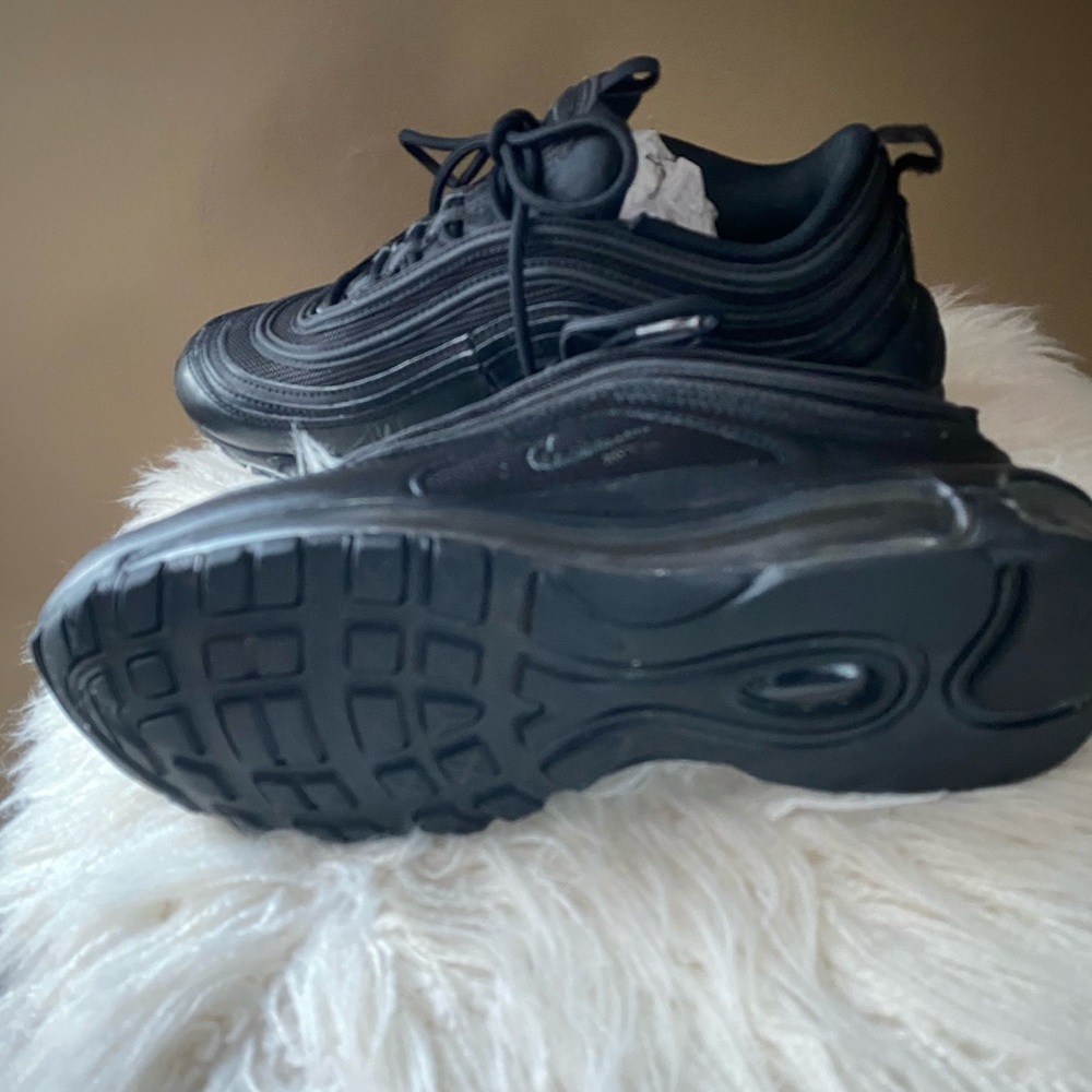 Black Women's Sneakers